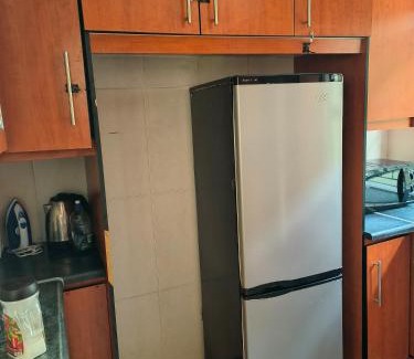 Komani Apartment | Rozza Self-catering Accommodation