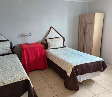 Komani Apartment | Rozza Self-catering Accommodation