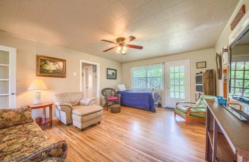 New Braunfels House | RR 9084BC Bluebonnet Cabin