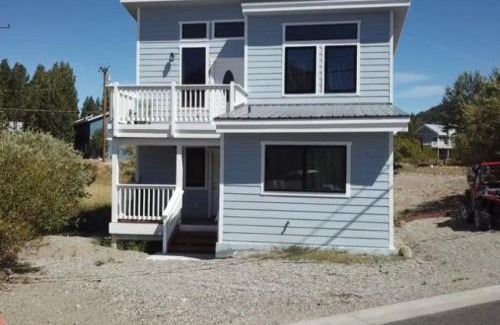 June Lake House | Rr-gull Lake Baby House