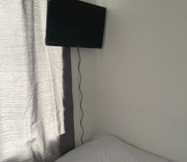 Trafford Bed & Breakfast | Rubies, Firs Road, Sale