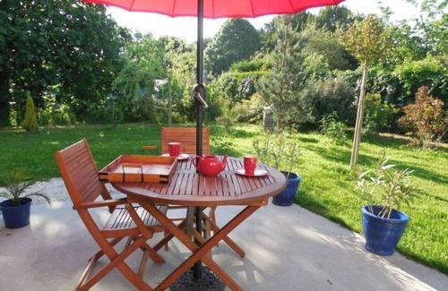 Amboise Cottage | "RUBIS COTTAGE"., CLOS SAINT DENIS COTTAGE.