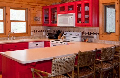 Wiley Cottage | Ruby Cottage in Splendor Mountain's Forest
