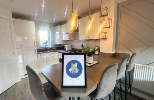 Hartlepool House | Ruby Place by Blue Skies Stays