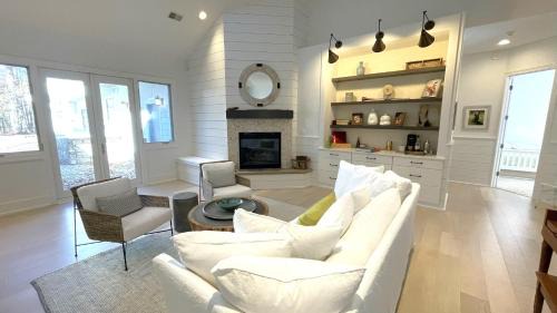 Union Pier House | Ruffino Retreat