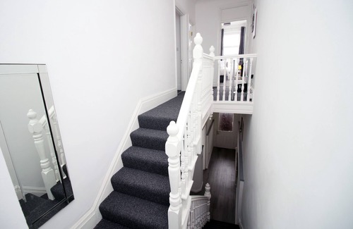 Newport House | Rugby Road by Tŷ SA