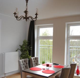 Mitte Apartment | Ruhige Ferienwohnung in der City Königswohnung