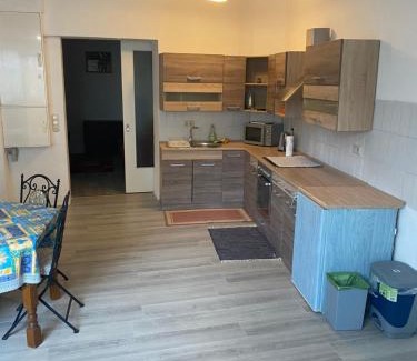 Idar-Oberstein Apartment | Ruhiges ein Zimmer Wohnung