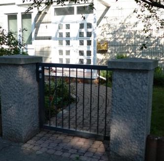 Halstenbek House | Ruhiges Haus mit privatem Garten