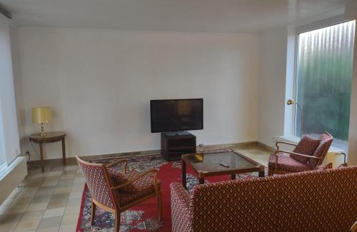 Halstenbek House | Ruhiges Haus mit privatem Garten