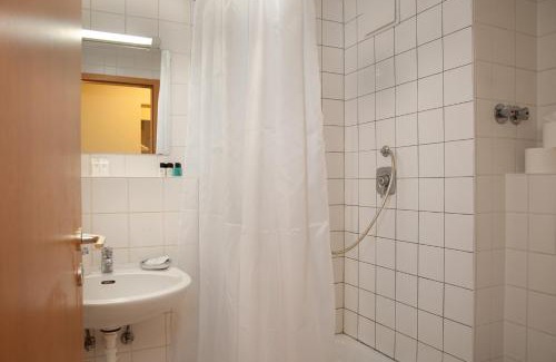 Wedding Apartment | Ruhiges Studio Apartment Berlin Mitte 26m2 - U-Bahn Leopoldplatz by Rooms Berlin