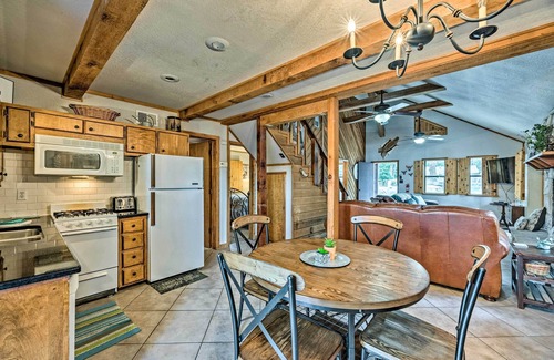 Ruidoso Cottage | Ruidoso Cabin w/Deck & Grill - Walk to Town!