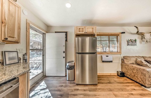 Ruidoso Cottage | Ruidoso Vacation Rental w/Covered Hot Tub!