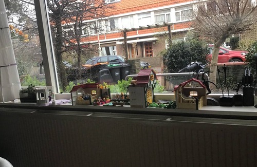 Vogelwijk House | Ruim Huis met Grote Tuin 10 Minuten Lopen Naar Strand en zee