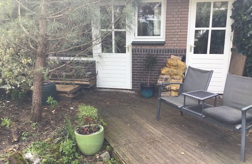 Vogelwijk House | Ruim Huis met Grote Tuin 10 Minuten Lopen Naar Strand en zee