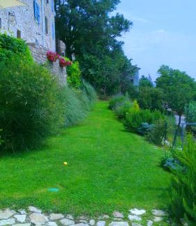 Motovun House | Ruine-Motovun KH