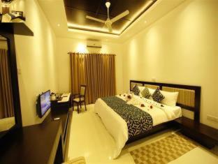 Polonnaruwa Hotel | Ruins Chaaya Hotel