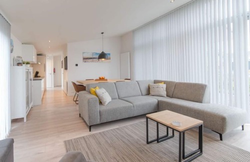 Wemeldinge House | Ruisweg 39 by Interhome