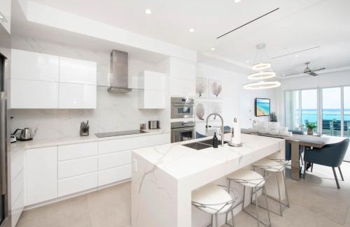 Rum Point Apartment | Rum Point Resort 208