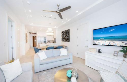 Rum Point Apartment | Rum Point Resort 308