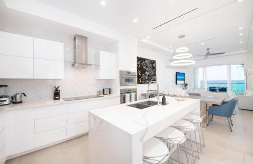 Rum Point Apartment | Rum Point Resort 308