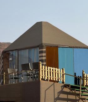 Wadi Rum Hotel | RUM STAR WARS MOVIE BUBBlE CAMP