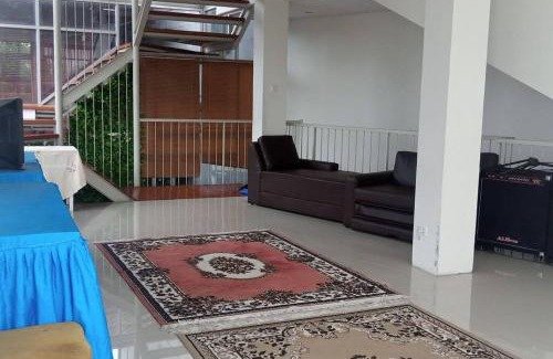 Setiabudi Apartment | Rumah cantik di komplek pesantren daarut tauhid