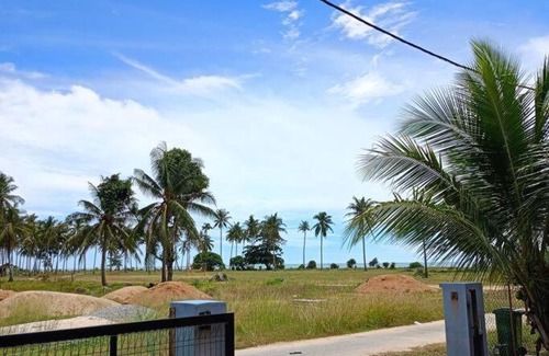 Kota Bharu House | Rumah Pantai de Merabang 2 (Seaview Homestay)