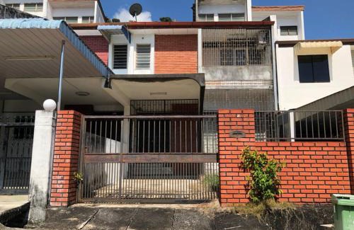 Bayan Lepas Resort | Rumah Teres Teluk Kumbar