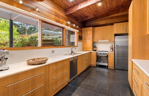 Lorne House | Runnymede Farm - - working hobby farm