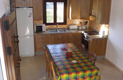 Alora Cottage | Rural 4-seater cottage with pool and barbecue