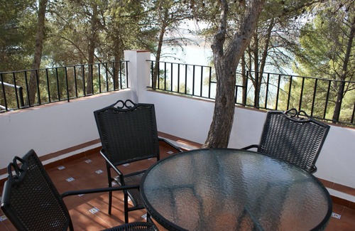 Ardales Apartment | Rural Apartments overlooking the Lake