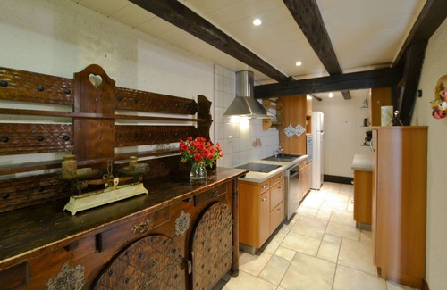 Ostheim Cottage | Rural Cottage, indoor swinming pool and spa, playg