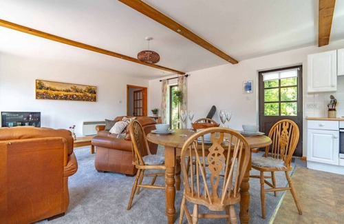 Stelling Minnis House | Rural Farm Cottage | Outside Space | 2bds & 2baths
