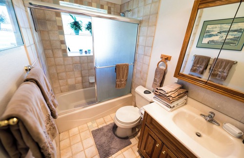 Oregon City House | Rural home near McIver Park, Oregon City, Lake Oswego, West Linn & Portland