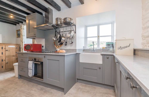 Llanbedr Cottage | Rural retreat in the mountains with far reaching views | Pwll-Y-March