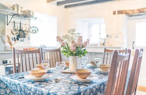 Llanbedr Cottage | Rural retreat in the mountains with far reaching views | Pwll-Y-March