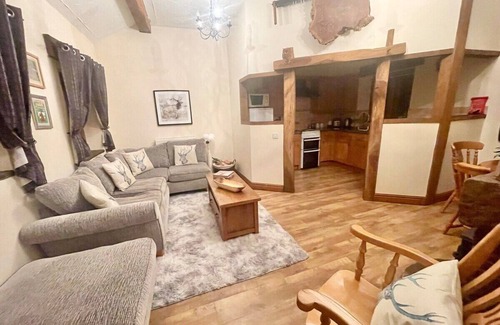 Usk House | RURAL stone barn with Log Burner, tranquil setting