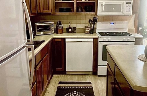 Hayesville Cabin | Rushing Waters Cabin - Feet from rushing creek. Book Summer now.
