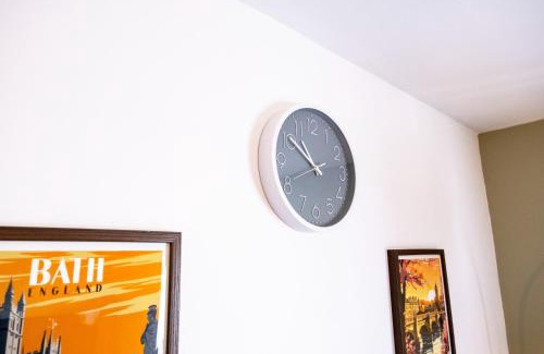 Radstock Apartment | Ruskin Apartment near Bath - Free Parking - 1 Bedroom - Sleeps 3