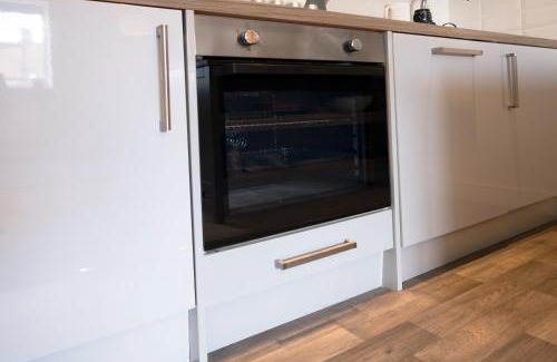 Radstock Apartment | Ruskin Apartment near Bath - Free Parking - 1 Bedroom - Sleeps 3
