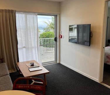 Russell Apartment | Russell Apartment - Unit 1