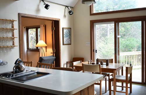 Franconia House | Rustic and Cozy Mountain Lodge - Franconia