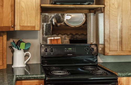 Gallatin Cabin | Rustic Cabin | 30 miles from Nashville
