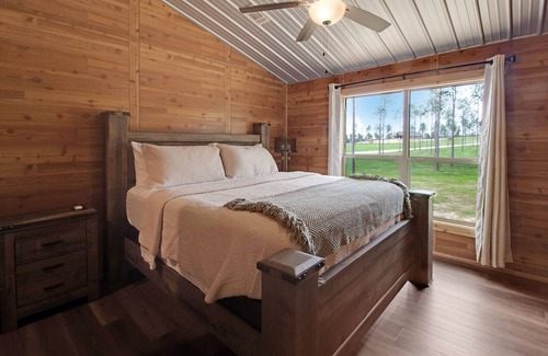 Polk County Cabin | RUSTIC CABIN AT HIGH RIDGE RANCH!! EXPERIENCE LIFE ON THE RANCH!