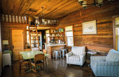Petaluma Cabin | Rustic Cabin on Organic Cattle Ranch
