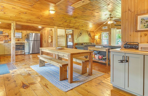 Rangeley Cottage | Rustic Cabin Retreat on Rangeley Lake!
