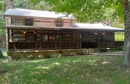 Wolf Laurel House | Rustic Charm