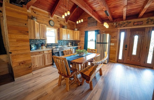 Hamden Cabin | Rustic Comfort at Puritan Ridge, 3 bed 2 bath cabin on 180 stunning acres!