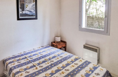 Les Grands-Chezeaux House | Rustic cottage in a quiet location, close to the sandy beach.